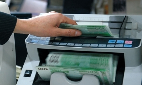 Bankat e mbyllin 5 mujorin me fitim: Arrihet niveli i parakrizes